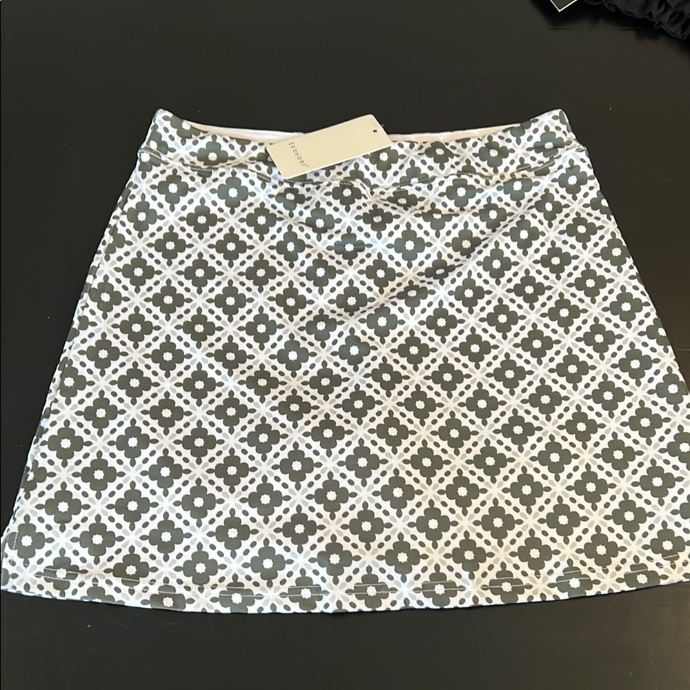 Ekouaer skort‎